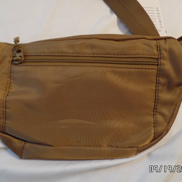 Foldie Belt Bag New With Tags Hard to Find Light Brown - Picture 4 of 10